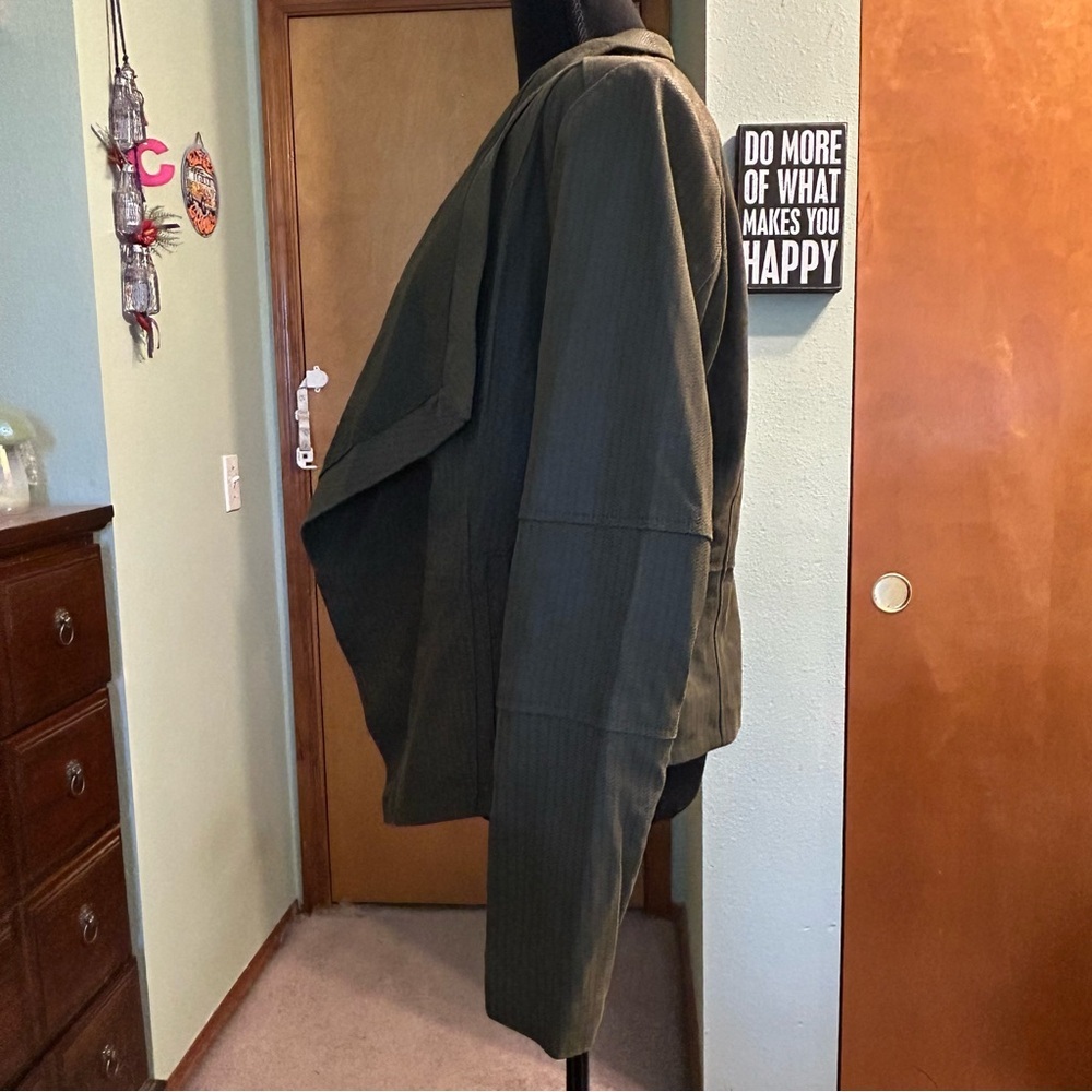G.I.L.I open front drape cascading blazer jacket green leather size 12 fall - Picture 4 of 10